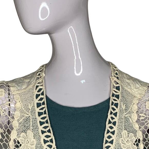 Free People Worn on TV Crochet Vest Cover Up Cream Size One Size - Picture 4 of 16